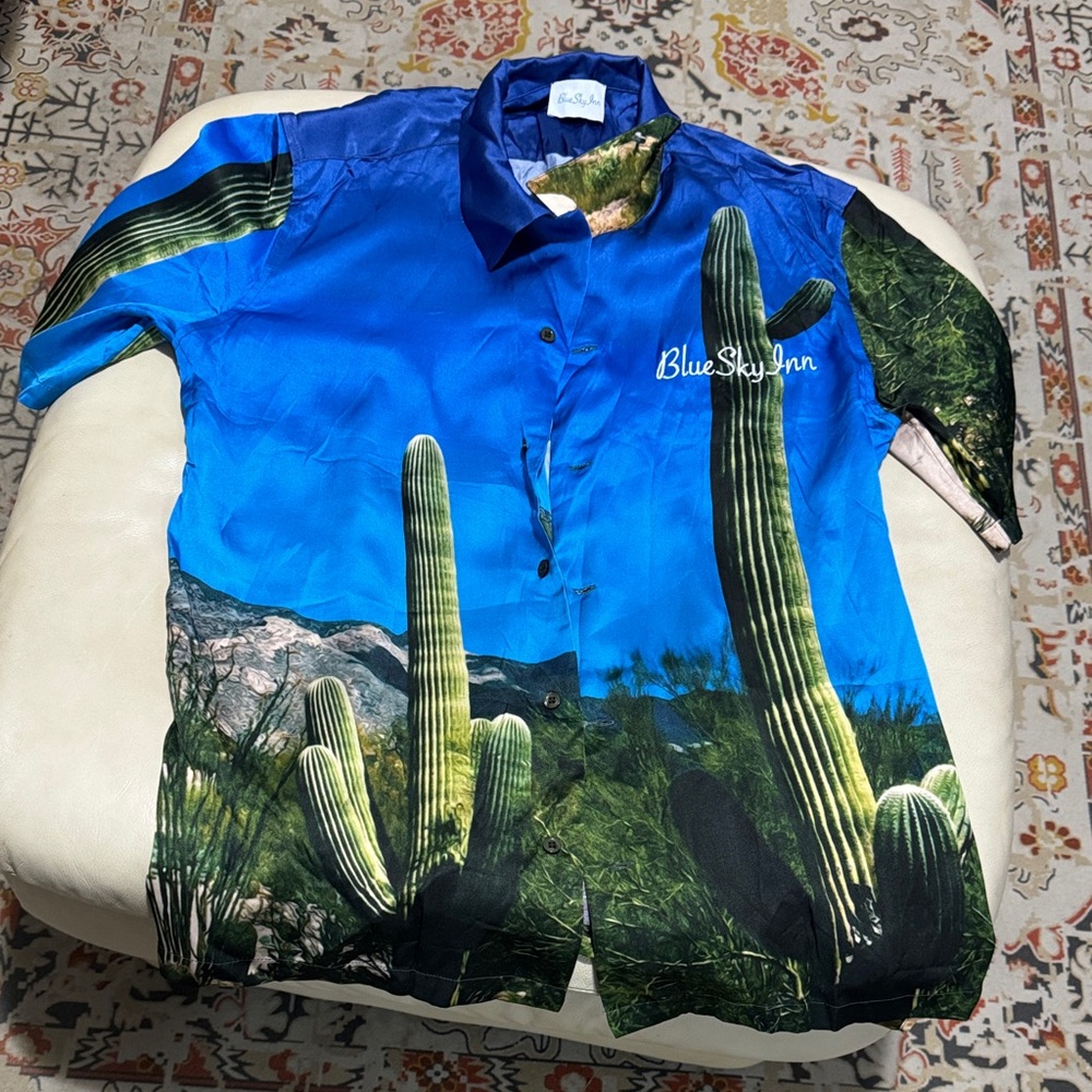Blue Sky inn Cactus Landscape Shirt. Brand new with no tag